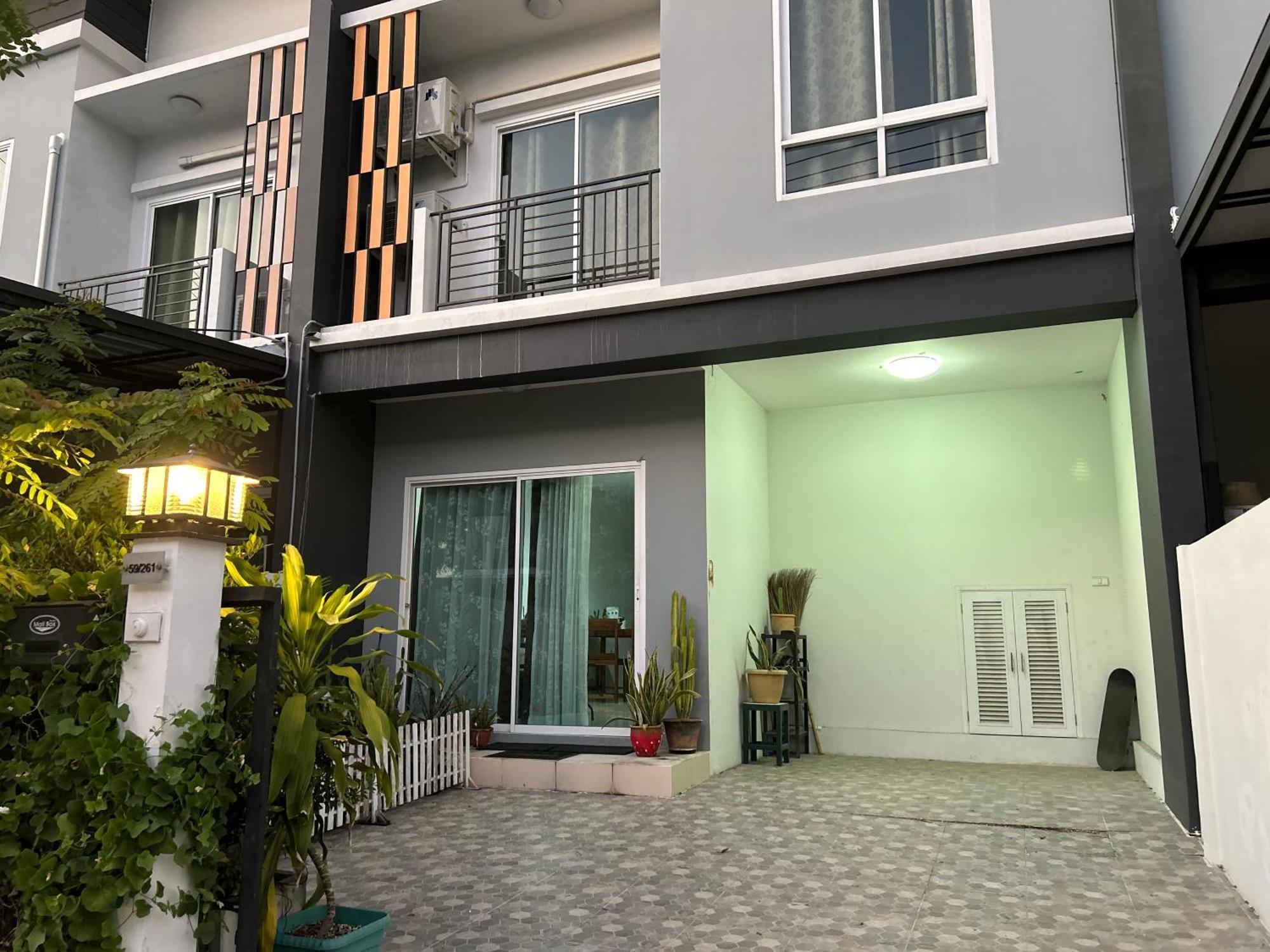 ไนซ์สเตย์ เฮาส์ แอทคลองสาม รังสิต คลองหลวง ปทุมธานี Nice Stay House At Khlong Sam - Rangsit - Khlong Luang - Phathumthani Екстер'єр фото